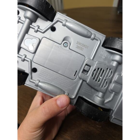 Disney Mickey Mouse Clubhouse Fire Truck Engine - Working Sounds And Lights - Picture 13 of 14